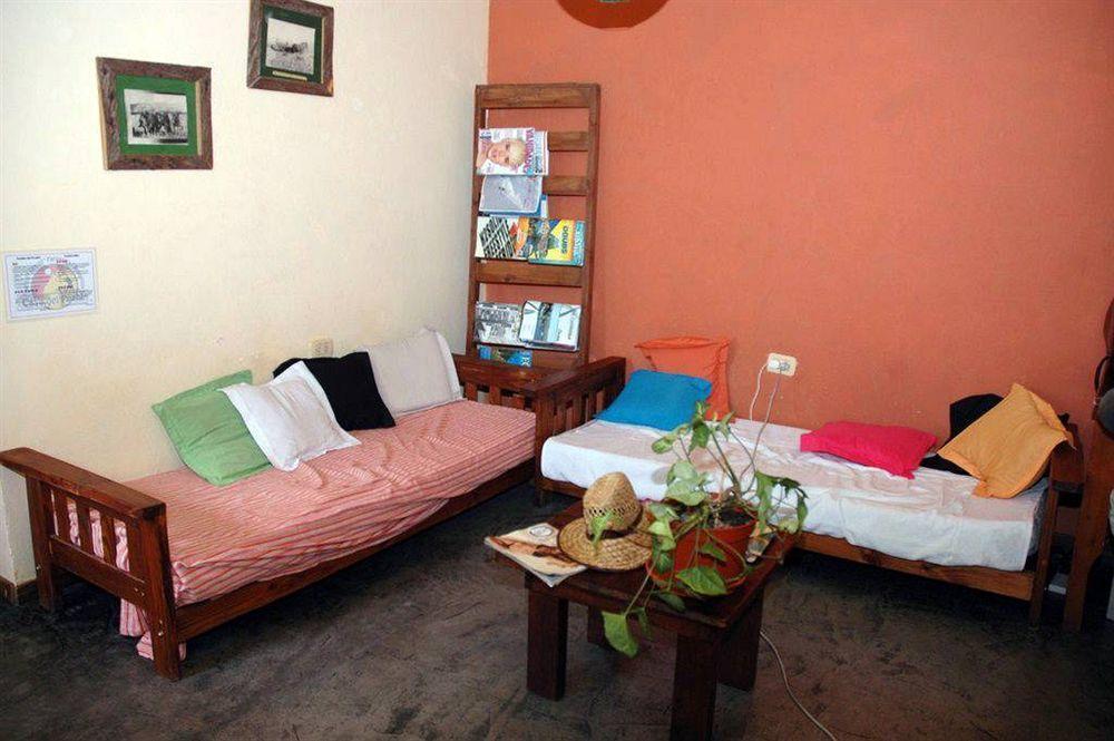 Casa Pueblo Hostel Mendoza Exterior foto